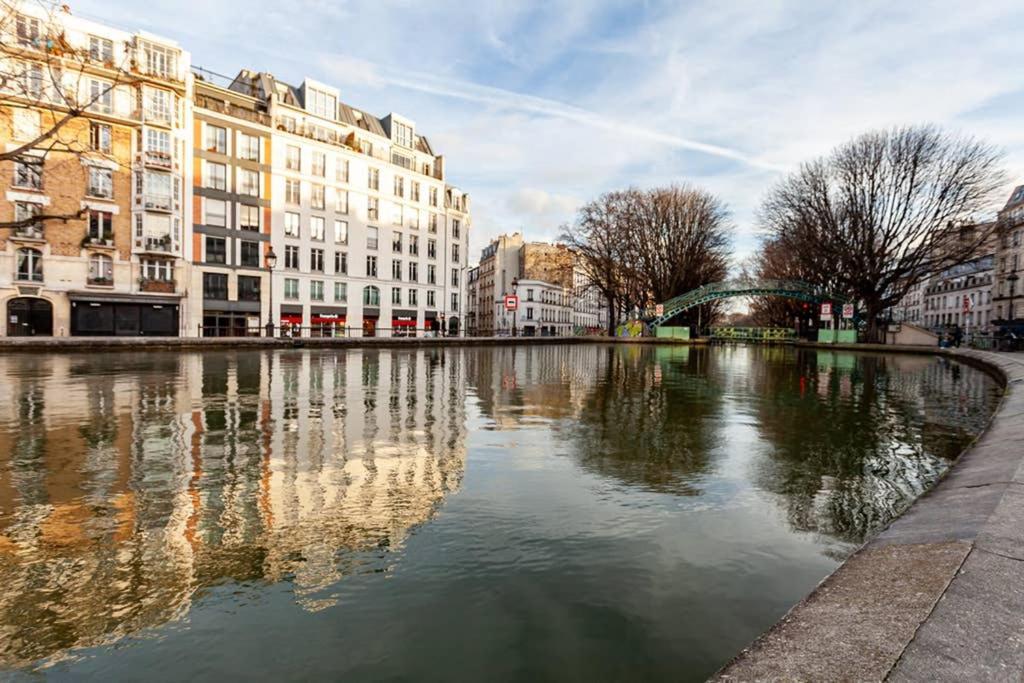 Greeter-Nid Douillet Au Bord Du Canal St Martin Párizs Kültér fotó